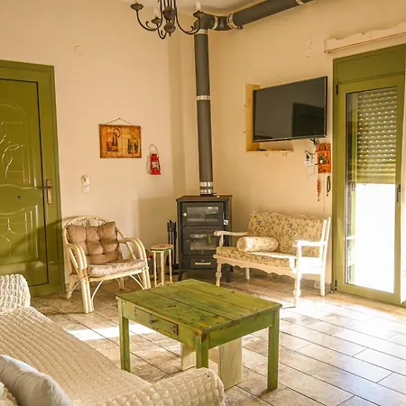 Stone Gea Up Floor Apartman